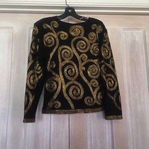 Stunning vintage sweater w/ beaded embellishment!